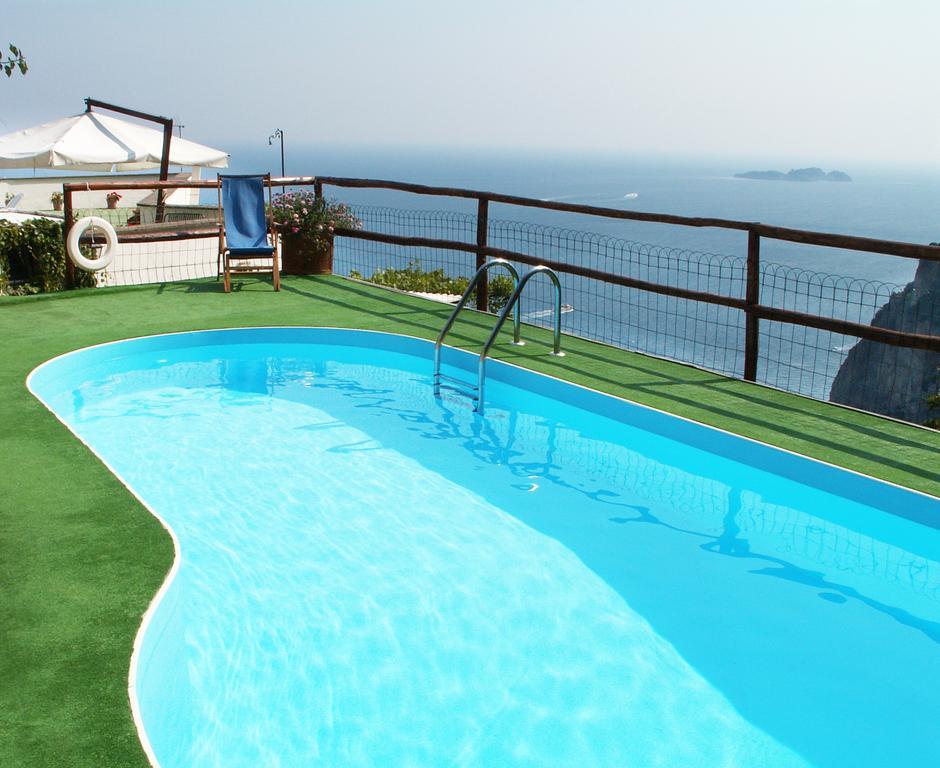 Villa Punta Del Sole Positano Bagian luar foto