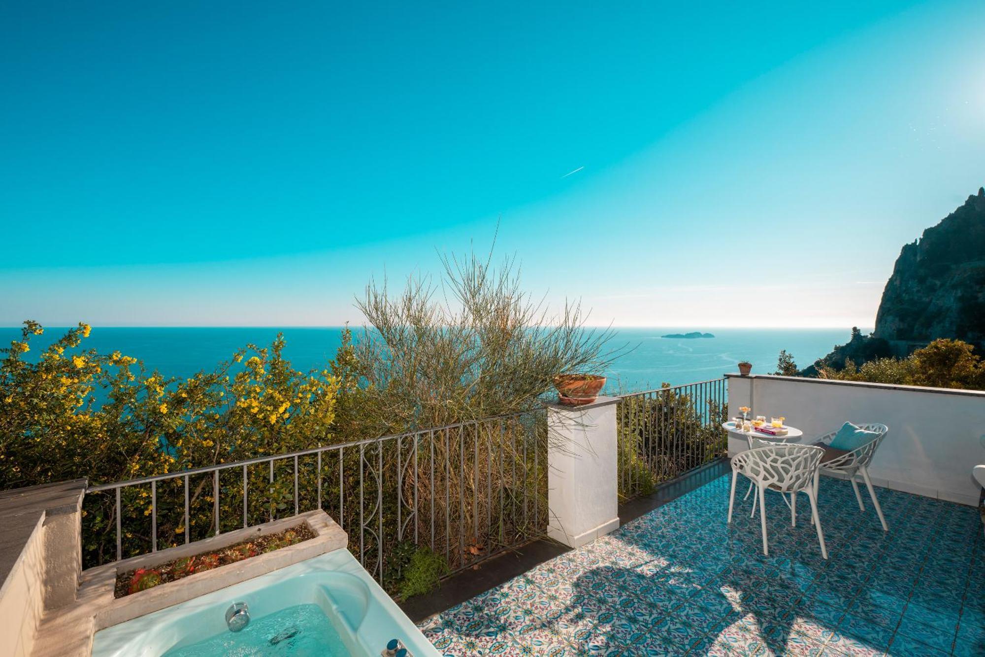 Villa Punta Del Sole Positano Bagian luar foto